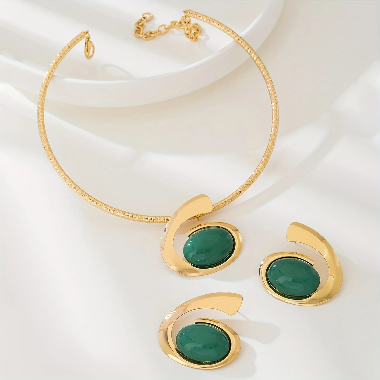 French-Style Geometric Jewelry Set